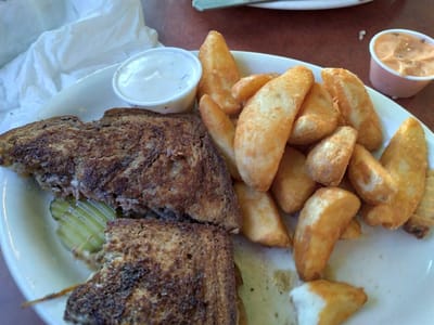 Sit'n Bull Saloon & Cafe