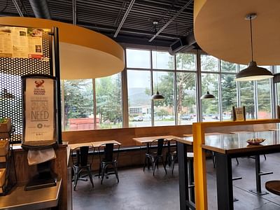 Smiling Moose Deli/ BurgerSear (Edwards)