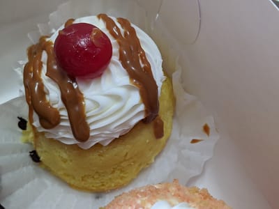 Socials Cafe & Catering LLC