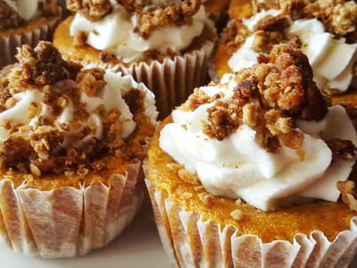 Socials Cafe & Catering LLC