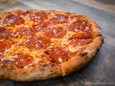 Solstice Wood Fire Pizza - Cafe & Bar