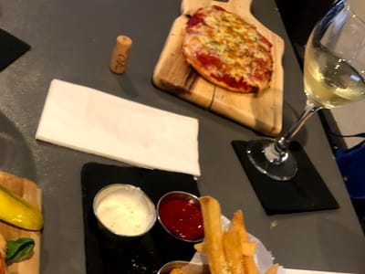 Spacebar Cafe & Wine Bistro