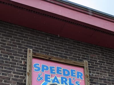 Speeder & Earl's Coffee