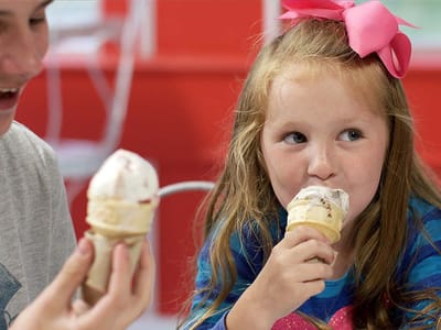 Spelunkers Cafe and Ice Cream Parlor