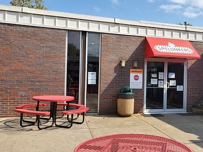 Spelunkers Cafe and Ice Cream Parlor