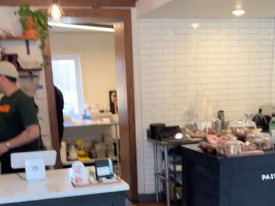 Splitlog Coffee Co. Coffee Shop and Drive Thru