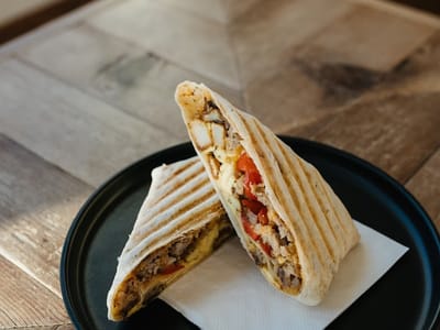 Splitlog Coffee Co. Coffee Shop and Drive Thru