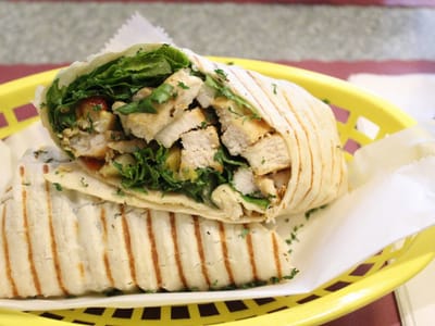 Squeaky’s Cafe and Tavern