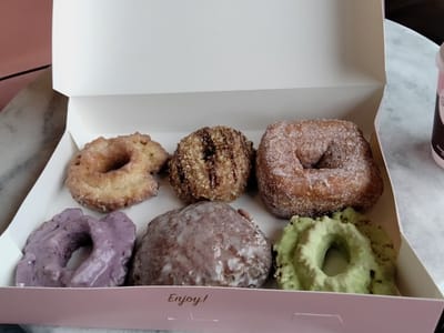 Stan's Donuts & Coffee