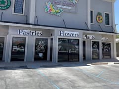 Star Coffee & Pastries Lounge