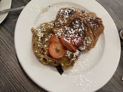 Starving Artist Cafe