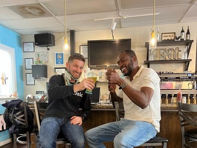 Starving Artist Cafe