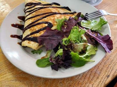 Starving Artist Creperie and Cafe