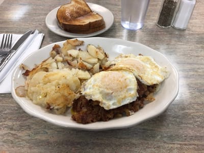 Station Plaza Coffee Shop and Diner