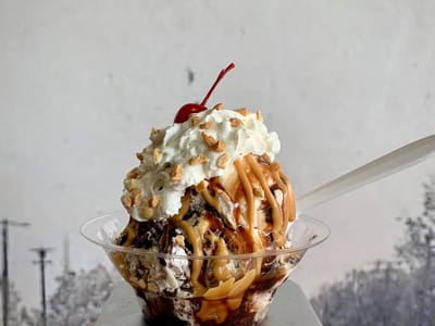Stela's Ice Cream Shoppe & Coffee House