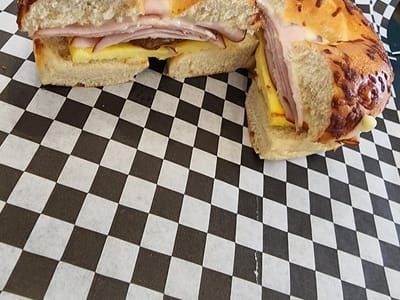 Stompin' Groundz Cafe