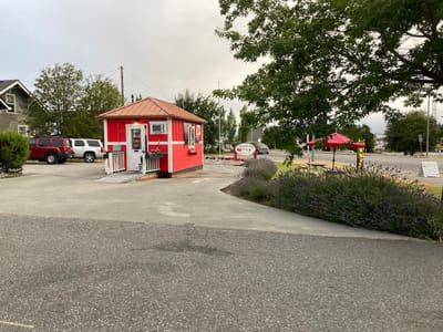 Strawberry Bay Coffee & Roasting