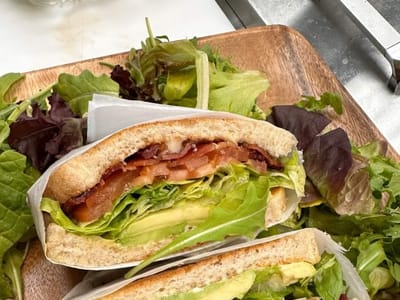 Strawberry Coffee Shop & Deli