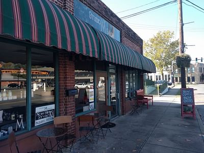 Streetside Crêperie