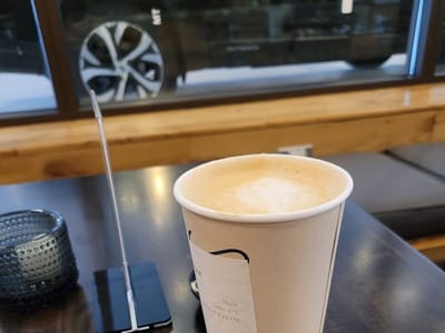 Stroll Café & Wine Bar