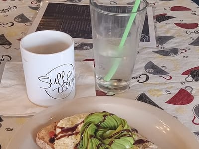 Sulla Terra Bistro & Bakery