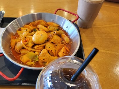 Summer Snow Bakery & Cafe