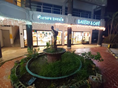 Summer Snow Bakery & Cafe