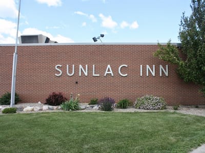 Sunlac Inn Lakota