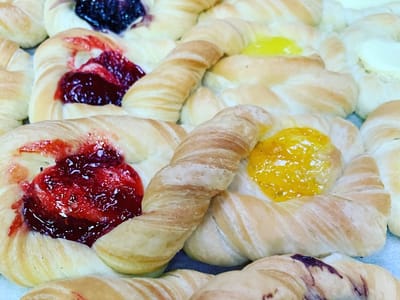 Sunrise Bakery and Pizzeria