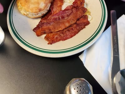 Sunshine & Cinnamon Cafe