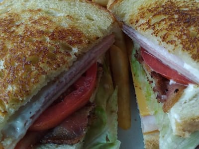 Sunshine Store & Cafe