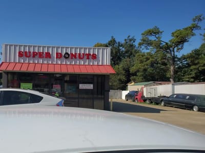 Super Donuts Cypress