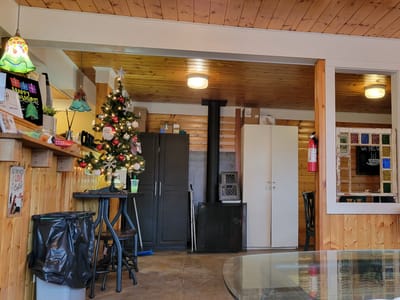 Surf House Pub & Cafe