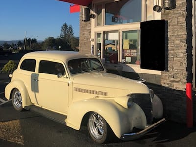 Surf Squatch Espresso & Grindz