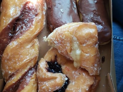 Susie Q's Donuts & Espresso