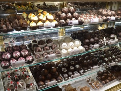 Sweet Country Charm Fudge & Gifts