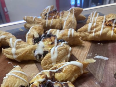 Sweet Life Bakery & Custom Creations