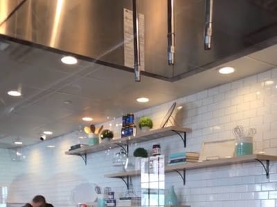 Sweet Paris Crêperie & Café.