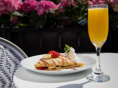 Sweet Paris Crêperie & Café.