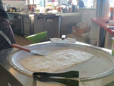 T-Icy Roll Ice Cream