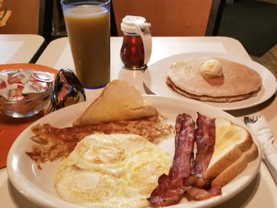 Tall Town Café & Bakery