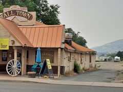 Tall Town Café & Bakery