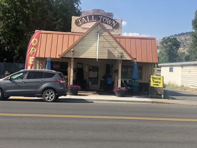 Tall Town Café & Bakery