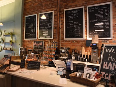 Tangleberries Cafe + Coffee