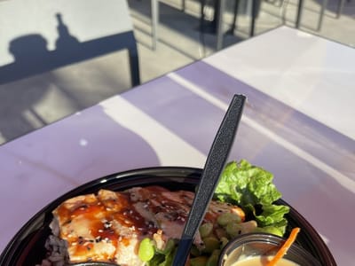 Tea Bar & Fusion Café - Chico Forest Avenue