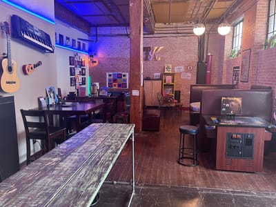 TexaKona FM 107 Drinks & Café - TKFM