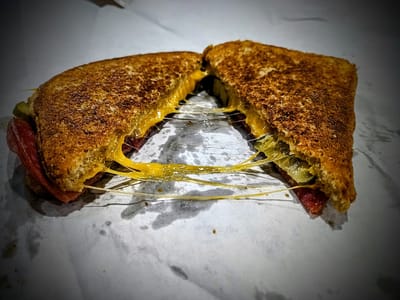 The Avenue Coffee & Cafe