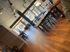 The Avenue Coffeehouse & Café