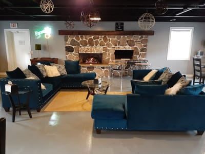 The Backroom @ Toppings