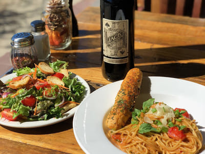 The Basil Leaf Café